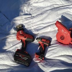 Milwaukee Pm,f Mrguyower Tool Set And 1 AVH12.0 Battery 
