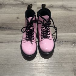Dr. Martens  Pink For Girls 