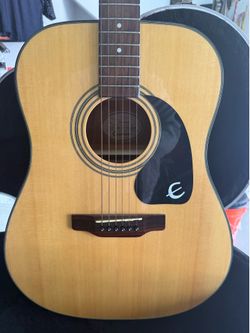 Gibson epiphone acoustic with case