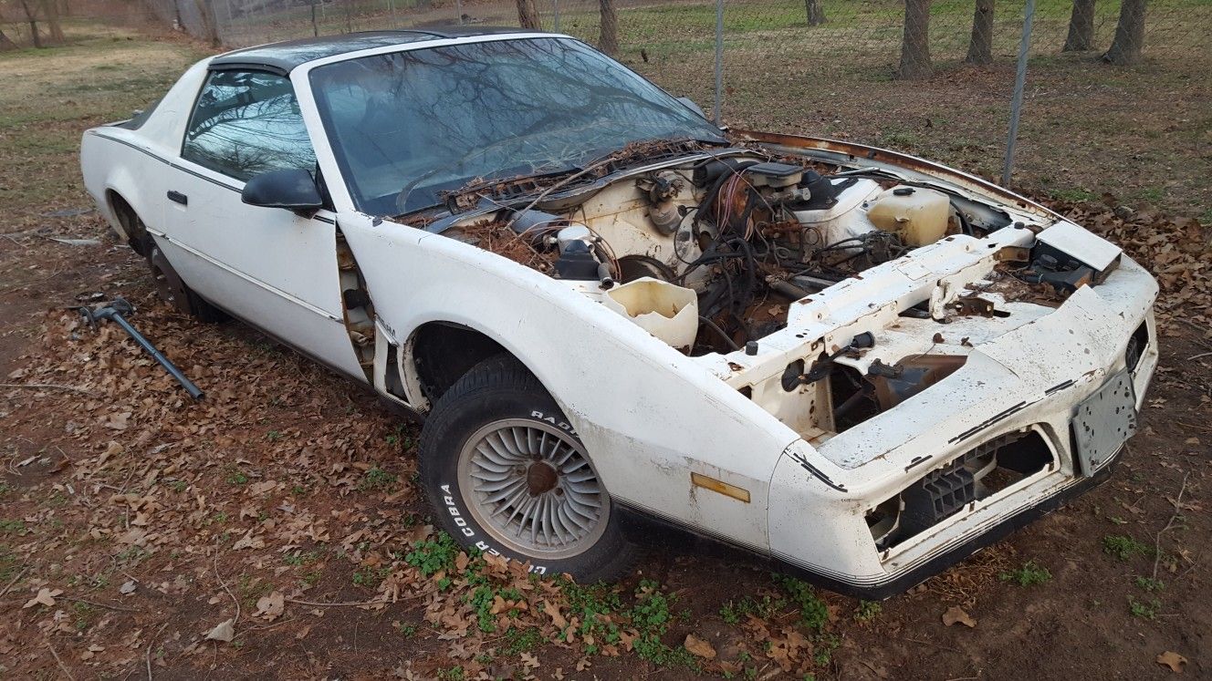 1982 TRANS AM 323 POSI PARTS CAR Oklahoma City for Sale in Dallas, TX