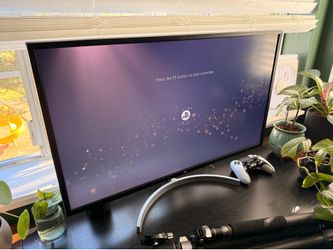 32” 4K UHD Monitor