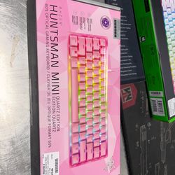 Brand new razer huntsman mini quartz edition 60% optical gaming keyboard light and clicky
