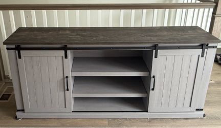 Rustic Farmhouse TV Stand / Entertainment Center