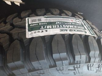 New Set of tires 35 12.50 17 rockblade mt