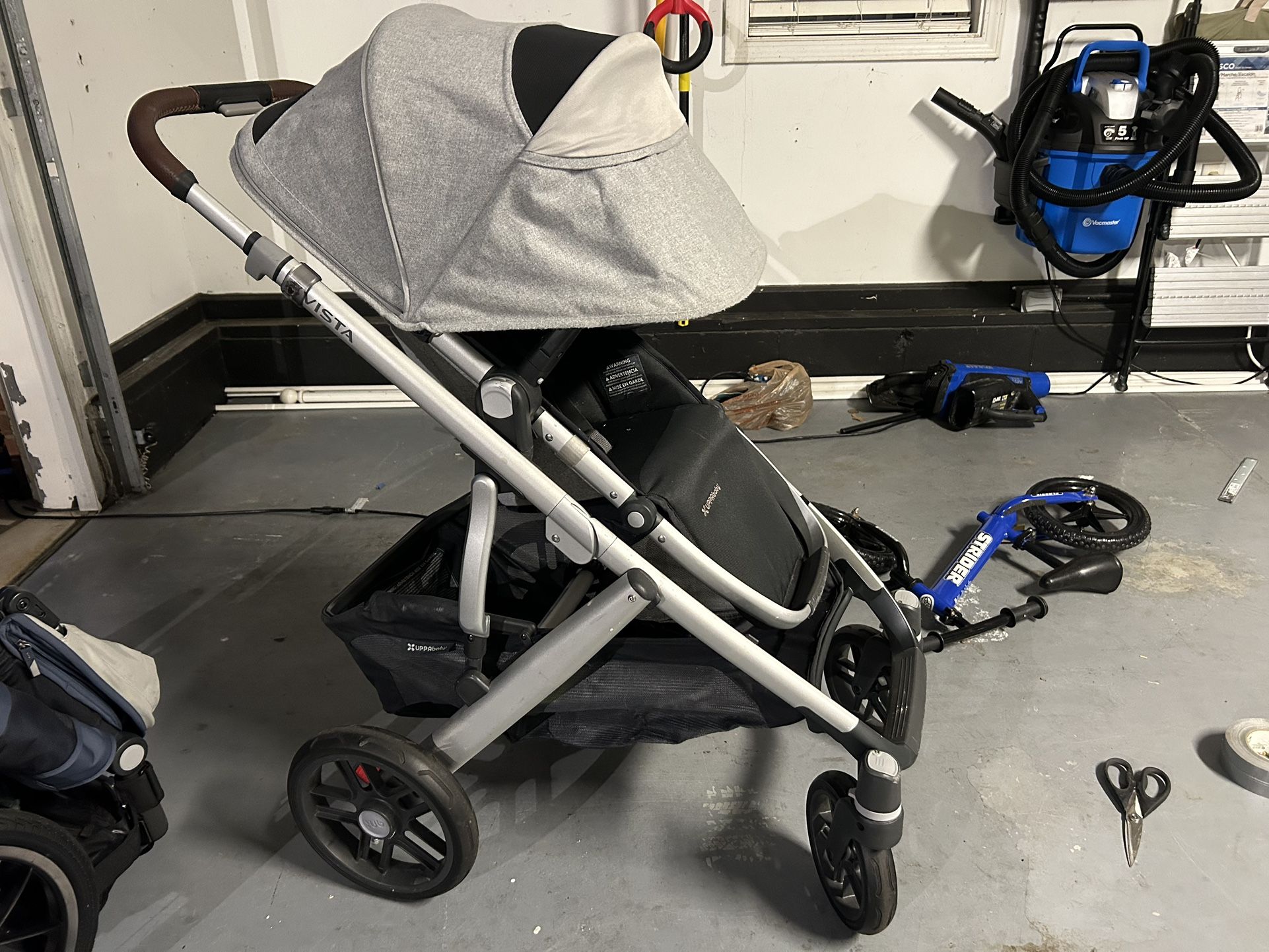 Uppa Baby Vista V2 FULL SET (stroller + Car Seat + Bassinet)