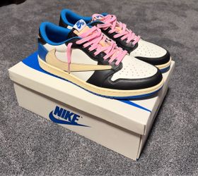 Jordan 1 low Travis Scott