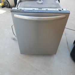 Frigidaire stainless steel dishwasher 2 years old