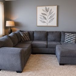 Gray Sectional Sofa Couch with Chaise – Modern L-Shape Couch – Deep Seat Cushions – Pet & Smoke Free – Professionally Cleaned – Delivery Available