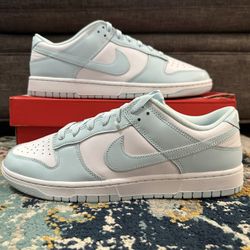 Nike Dunk Low “Glacier Blue”