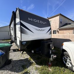 2021 Keystone Hideout 32BHDSWE