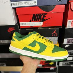 DS Nike Dunk Low Reverse Brazil size 11 