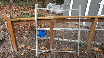 Metal Gate Frame