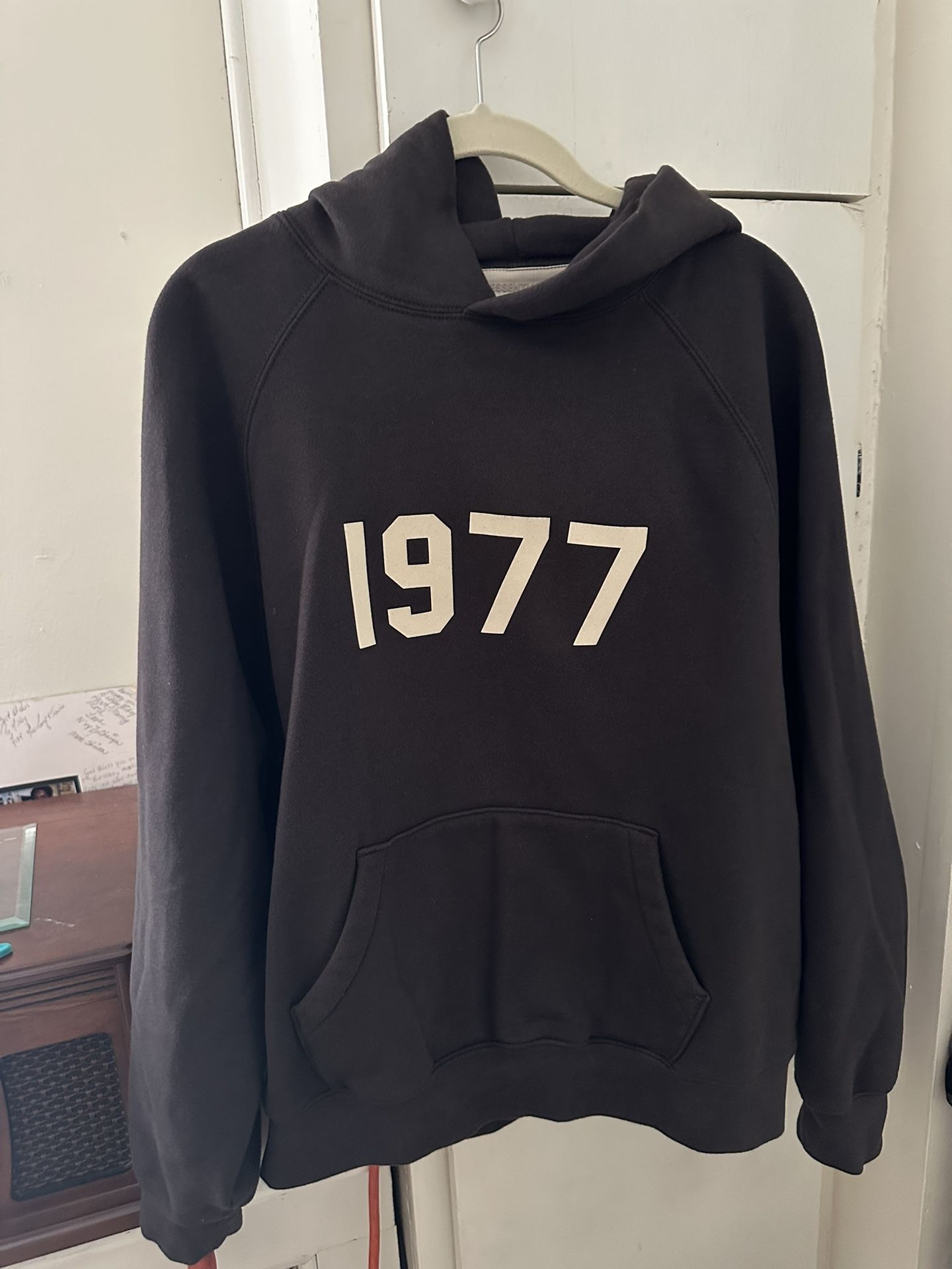 FEAR OF GOD ESSENTIALS HOODIE SMALL