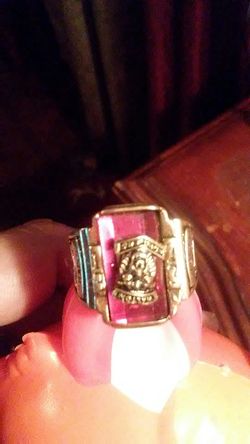 🍒 red ring size 9