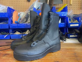 Men’s 11.5 Navy Flight Deck Boots (NEW)