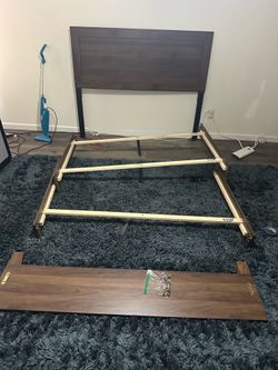 Bedroom Queen Bed