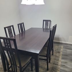 Dining room table set