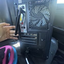 N60-640 Gaming Pc