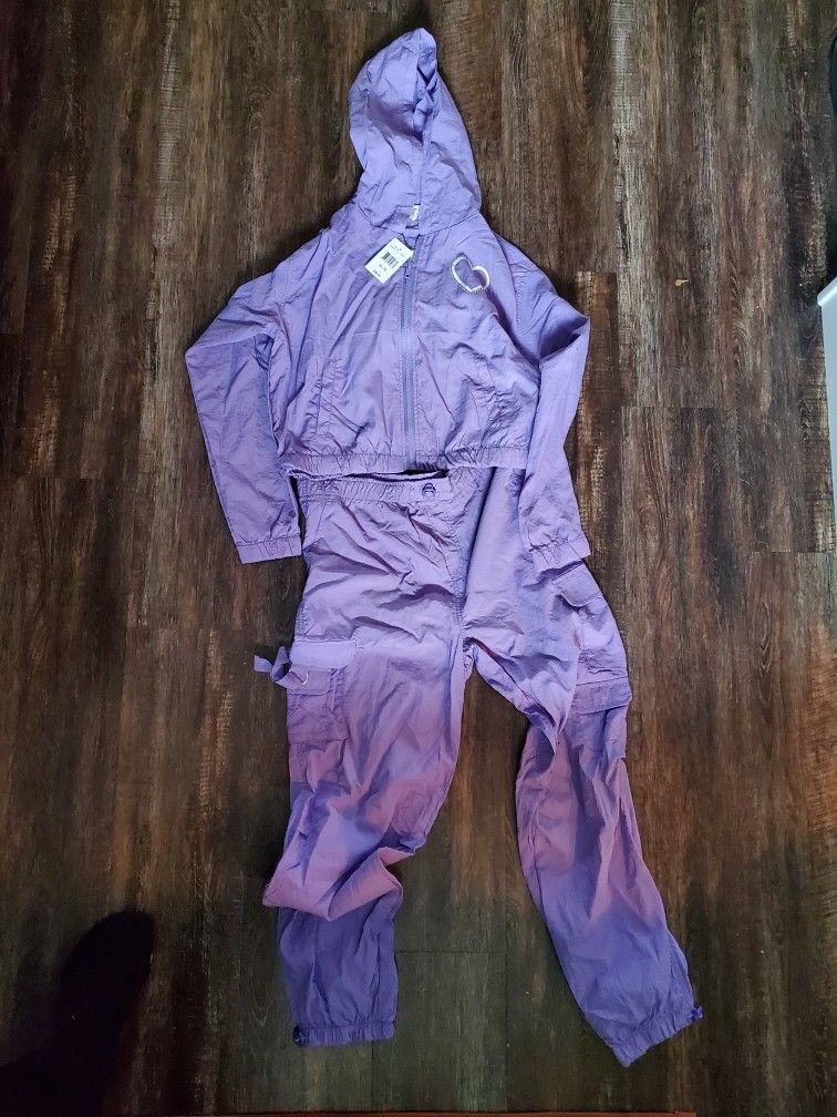 Girl's 2 Piece Set....size Xl 16