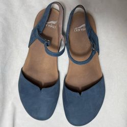 Rowan Dansko Navy Women’s Shoes Size 40 Mary Jane