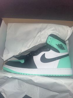 Green glow 1s