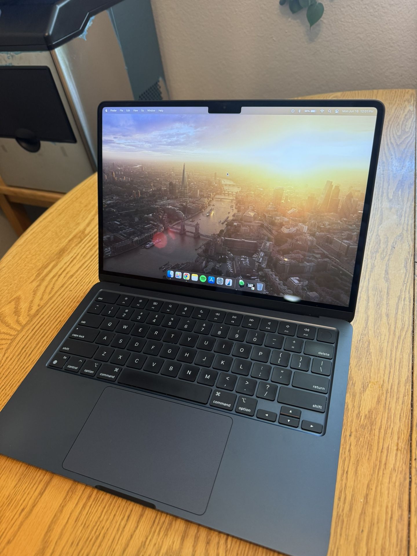 M3 MacBook Air 8GB Ram 256GB SSD - 13 Inch