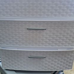 plastic bins with drawers