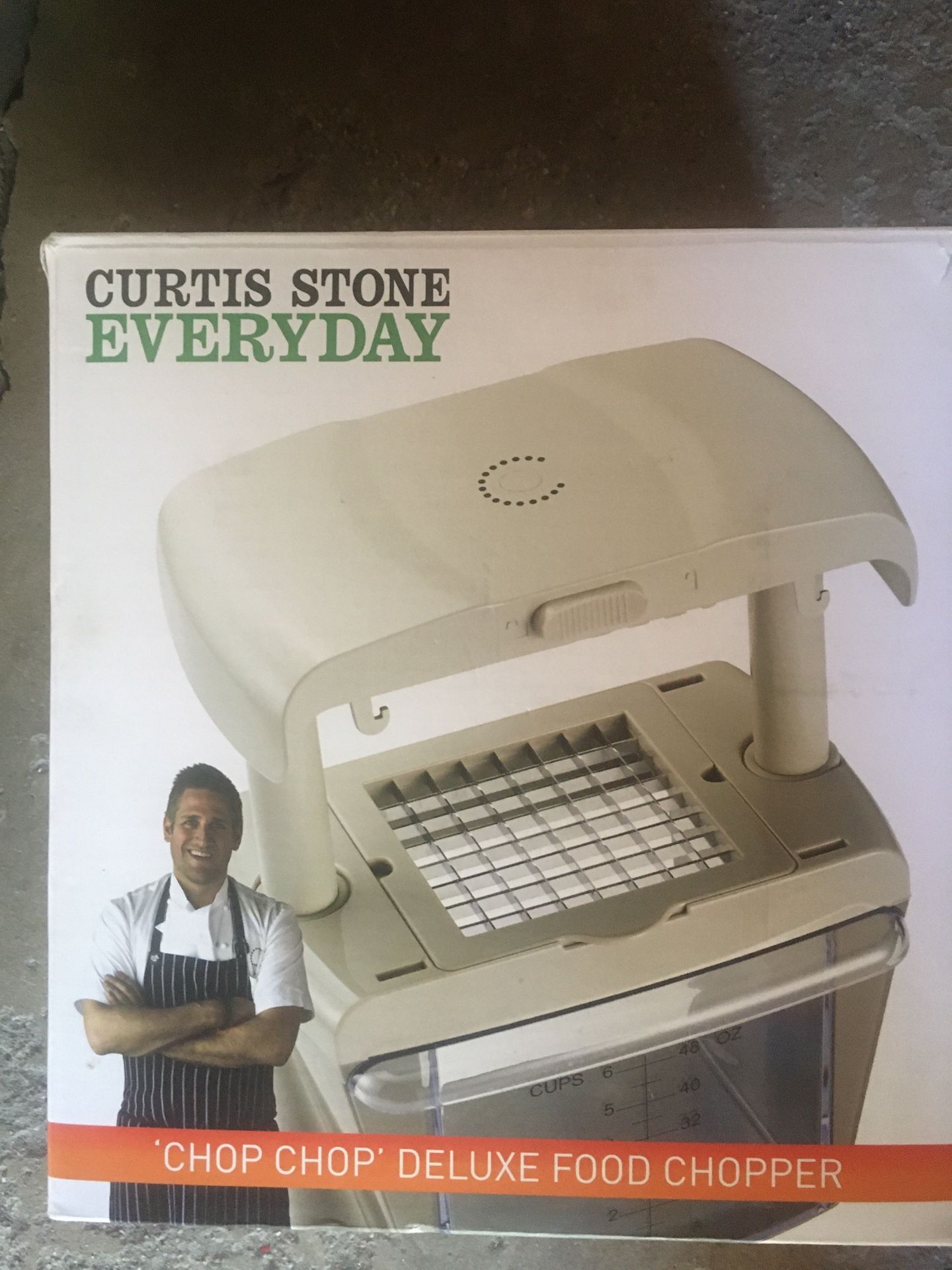 Curtis Stone everyday chop chop deluxe food chopper. for Sale in