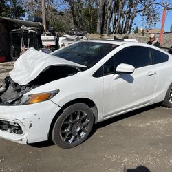 2014 Honda Civic For ** Parts Only**