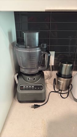 Ninja Food processor with mixer