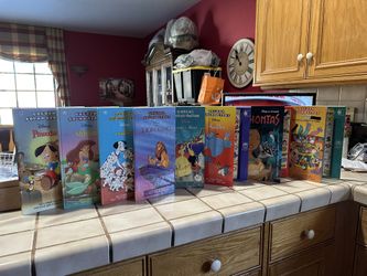 Disney Hardcover Books (set of 8)