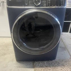 GE Smart Front Load Dryer w/ Power Steam Dry Sensor