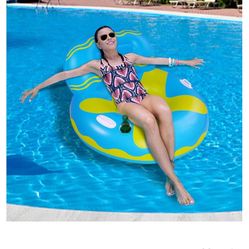 Floating inflatable pool float, pool Recliner