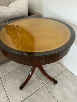 Duncan Pfife style table