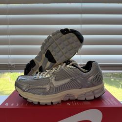 Nike Air Zoom Vomero 5 ‘Grey Fog/Chrome’ Men’s Size 8.5 IM3486-002