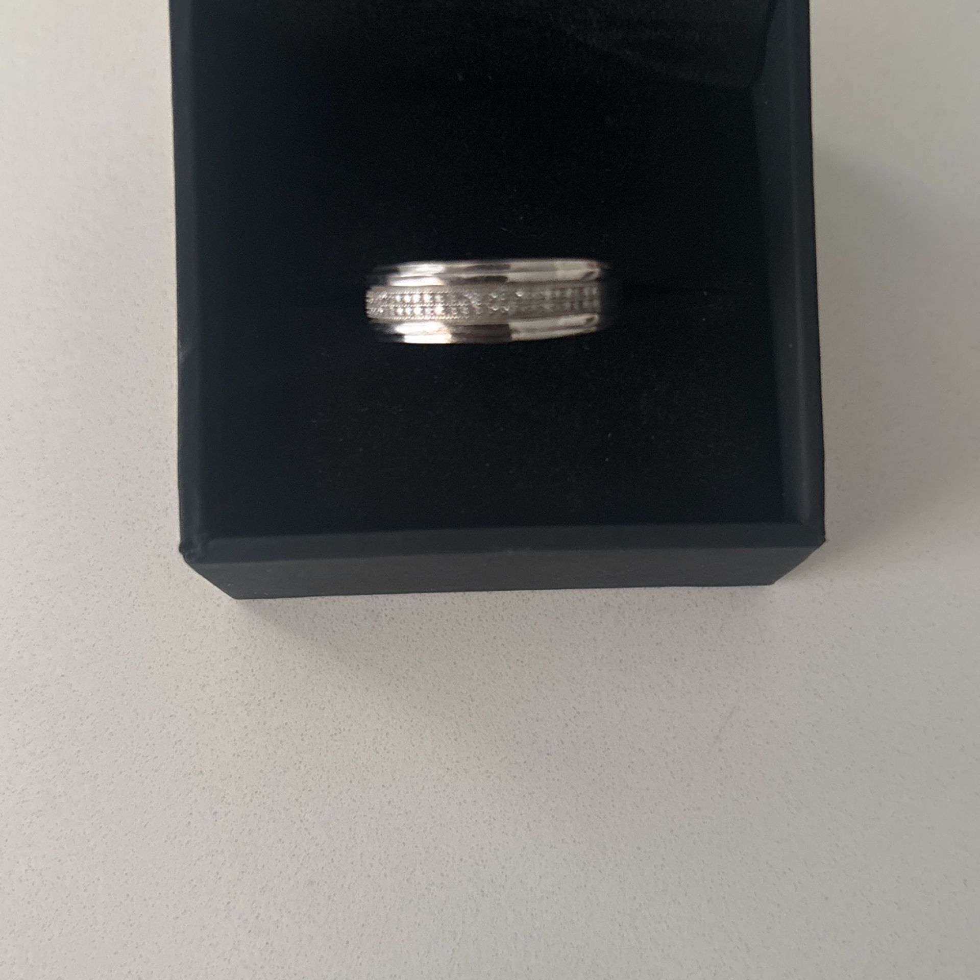Men’s Size 11 Wedding Band