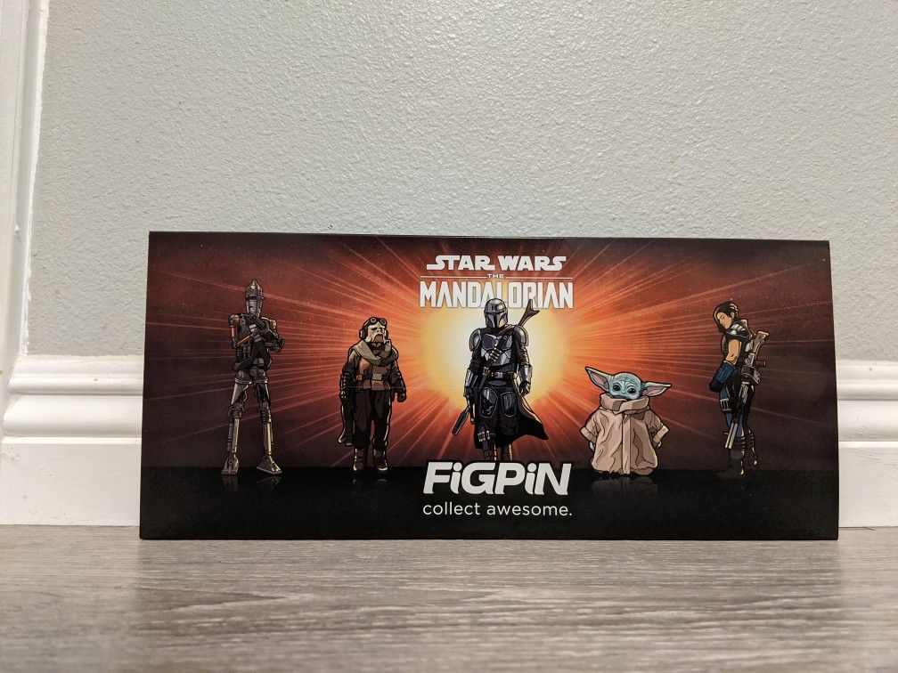 FiGPiN The Mandalorian Deluxe Box Set 5 Star Wars Logo Pin LE 2900