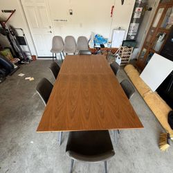 Extendable Dining Room Table With Chairs 