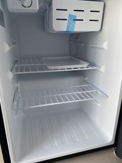 Refrigerador Pequeño for Sale in Fontana, CA - OfferUp