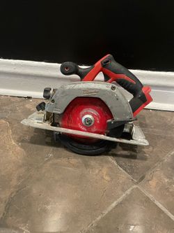 Milwaukee M18 6-1/2” Cordless Circular Saw – Tool Only