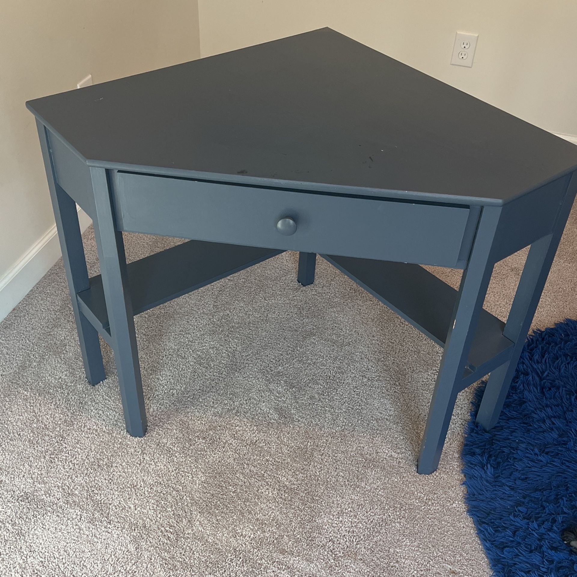 Corner Desk