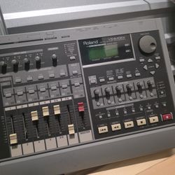 Roland    840 Ex Studio 