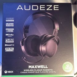 Audeze Maxwell Wireless Planar Magnetic Headset Xbox with wicked cushions