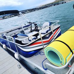 Pontoon