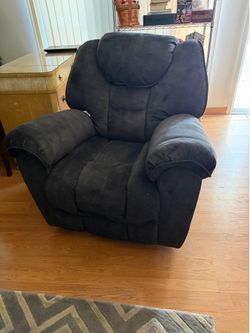 Ashley furniture rocker recliner
