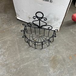 Plant Hanger Make Offer. Around 20