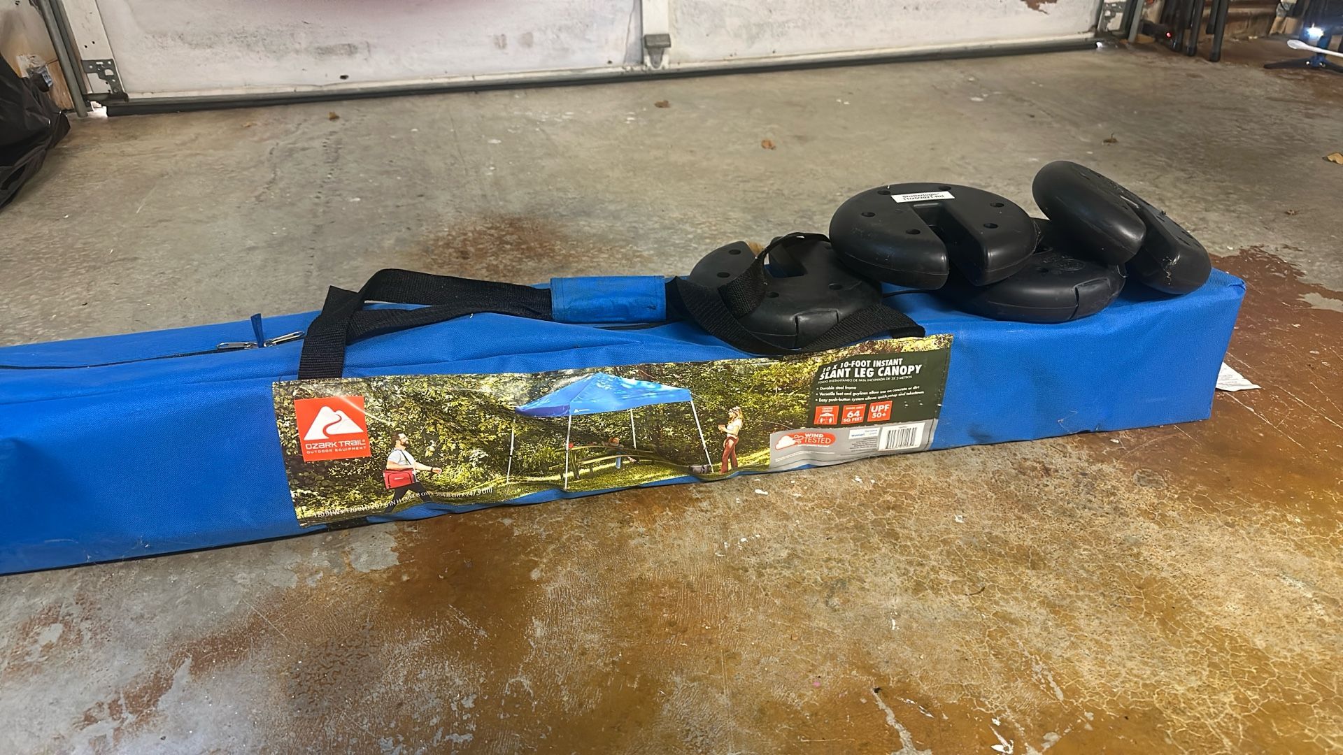 10x10 Tent - Never Used + Weights