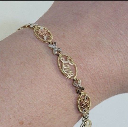 10kt Gold Bracelet