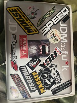 Mac Book Pro Stickers Are There To Protect The Body Off Computer