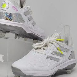 Brand New Adidas Adizero PureHustle 3 Sis Bates METAL White Softball Cleats Girls Women Sizes 6.5, 9